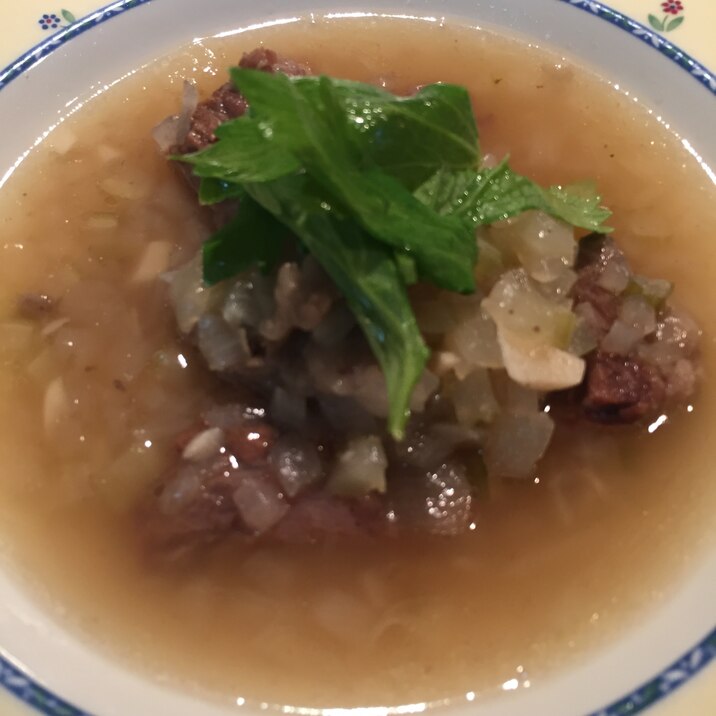インドネシアの牛肉スープ